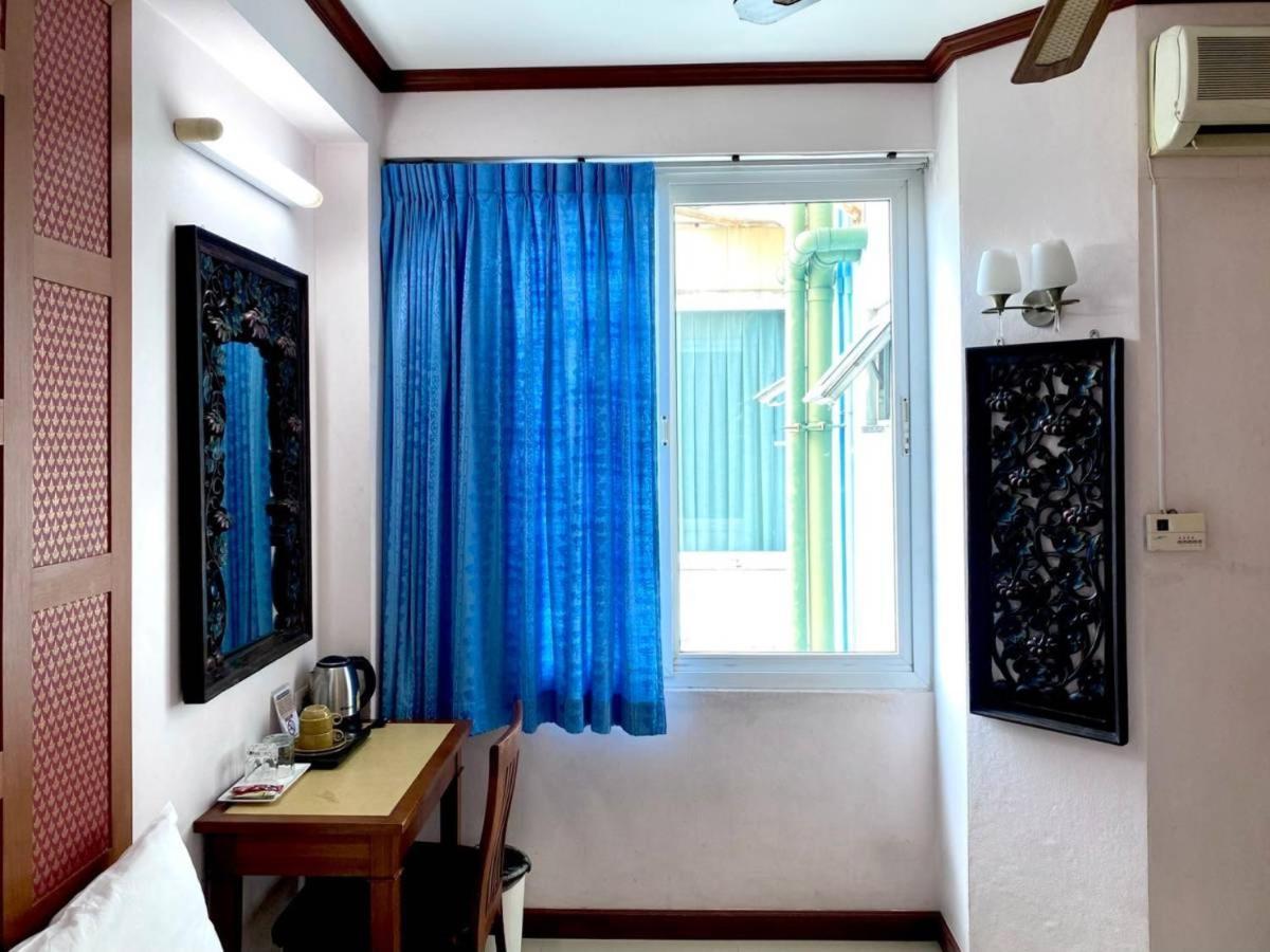 New Siam III Guest House Бангкок Екстер'єр фото